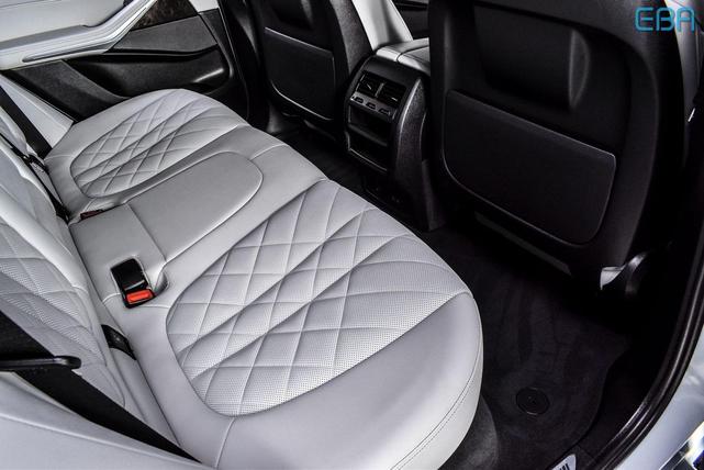 Photo of 2024 Brooklyn Grey Metallic BMW X5