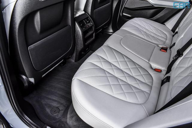 Photo of 2024 Brooklyn Grey Metallic BMW X5