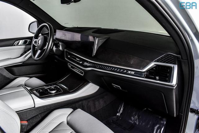 Photo of 2024 Brooklyn Grey Metallic BMW X5