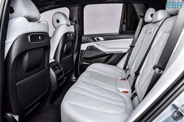 Photo of 2024 Brooklyn Grey Metallic BMW X5