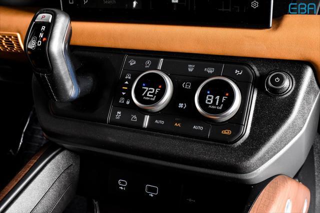 Photo of 2024 Gray Land Rover Defender