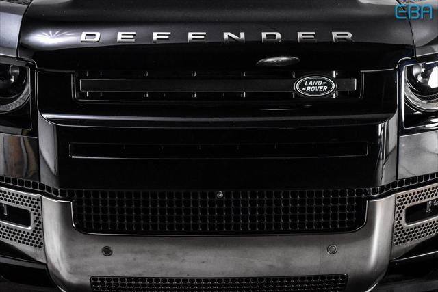Photo of 2024 Gray Land Rover Defender