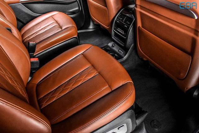 Photo of 2023 Brooklyn Grey Metallic BMW X7