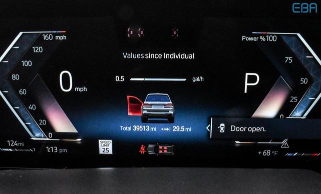Photo of 2023 Brooklyn Grey Metallic BMW X7
