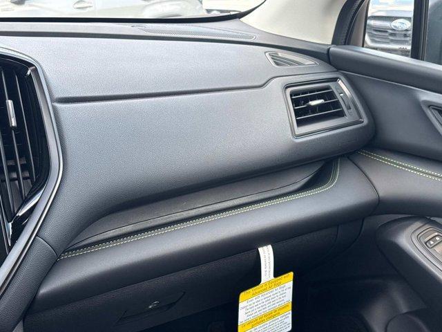 Photo of 2025 Crystal White Pearl Subaru Ascent