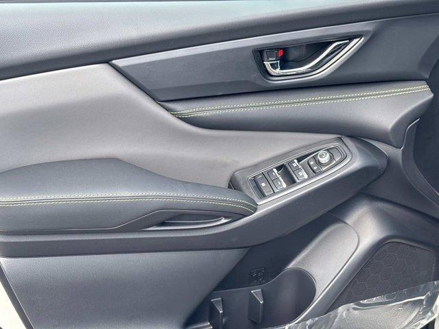Photo of 2025 Crystal White Pearl Subaru Ascent