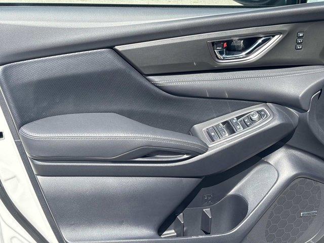 Photo of 2025 Crystal White Pearl Subaru Ascent