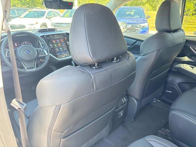 Photo of 2025 Crystal White Pearl Subaru Ascent