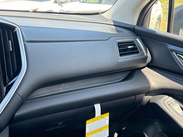 Photo of 2025 Crystal White Pearl Subaru Ascent