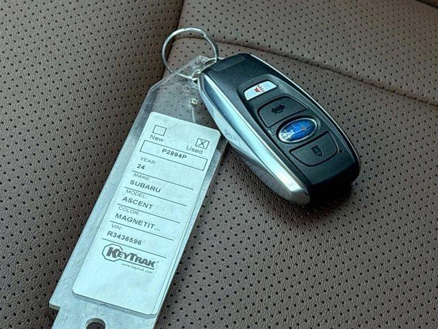 Photo of 2024 Magnetite Gray Metallic Subaru Ascent