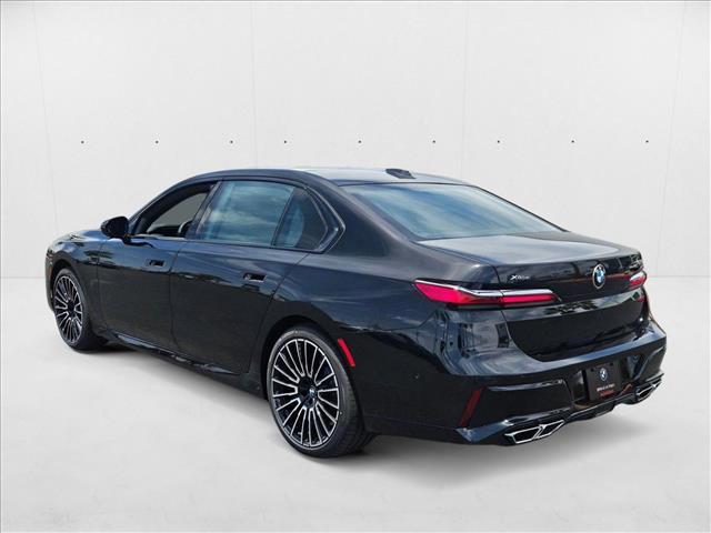 Photo of 2025 Black Sapphire Metallic BMW 760