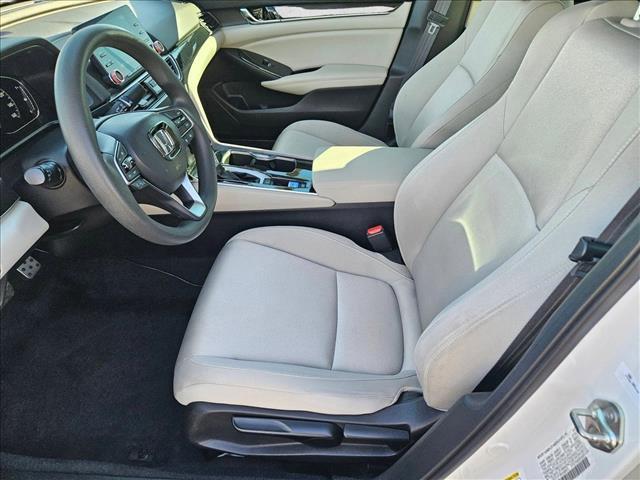Photo of 2019 Platinum White Pearl Honda Accord