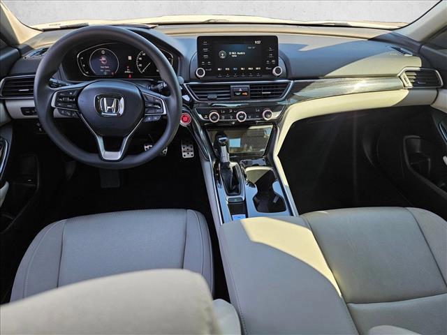 Photo of 2019 Platinum White Pearl Honda Accord