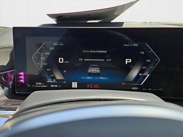 Photo of 2025 Mineral White Metallic BMW X7