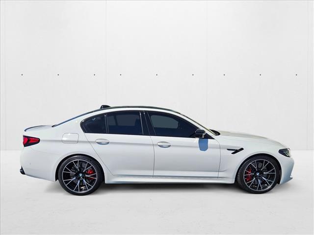 Photo of 2023 Alpine White BMW M5