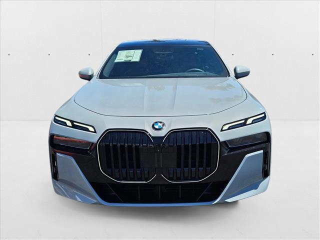 Photo of 2025 Brooklyn Grey Metallic BMW 760