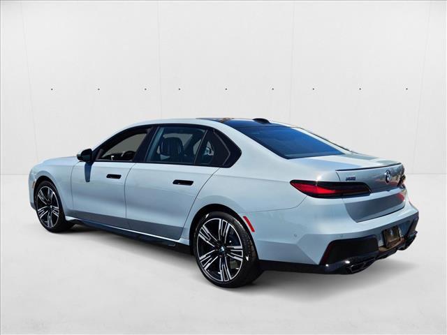 Photo of 2025 Brooklyn Grey Metallic BMW 760