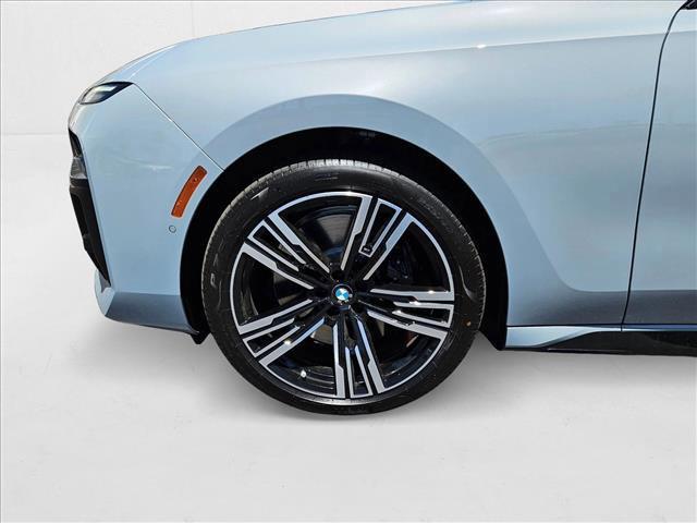 Photo of 2025 Brooklyn Grey Metallic BMW 760