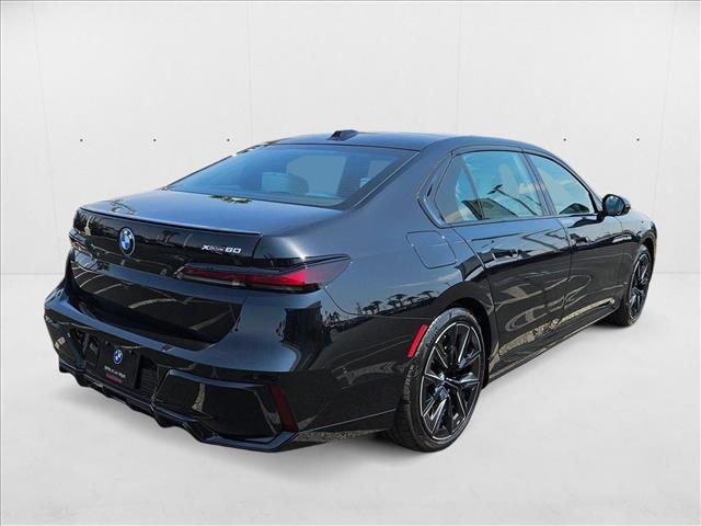 Photo of 2025 Black Sapphire Metallic BMW i7