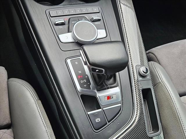 Photo of 2018 Navarra Blue Metallic Audi S5