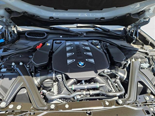 Photo of 2025 Brooklyn Grey Metallic BMW 760