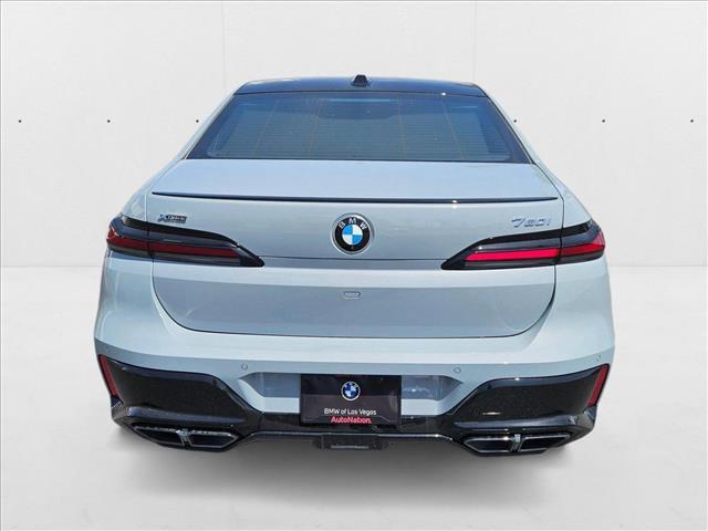 Photo of 2025 Brooklyn Grey Metallic BMW 760
