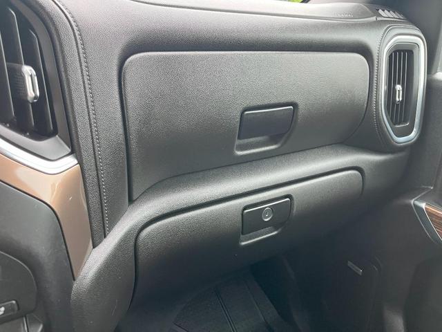 Photo of 2022 Summit White Chevrolet Silverado 3500