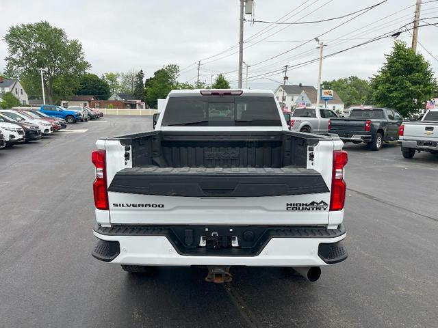 Photo of 2022 Summit White Chevrolet Silverado 3500