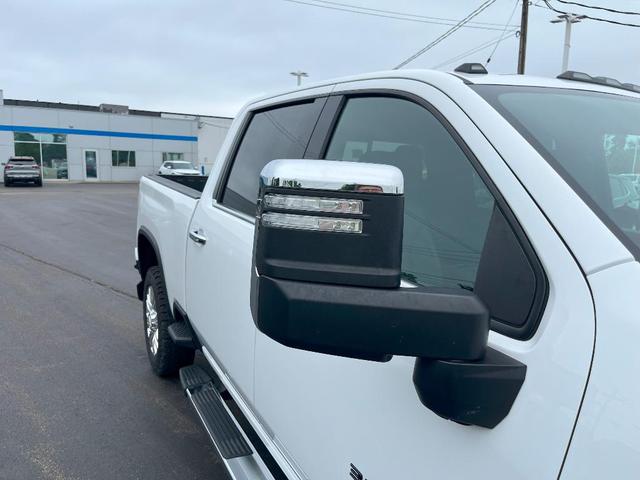 Photo of 2022 Summit White Chevrolet Silverado 3500