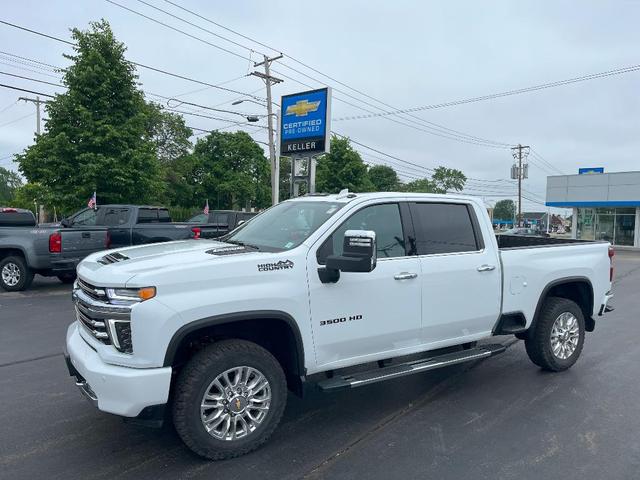 Photo of 2022 Summit White Chevrolet Silverado 3500