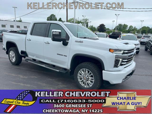 Photo of 2022 Summit White Chevrolet Silverado 3500