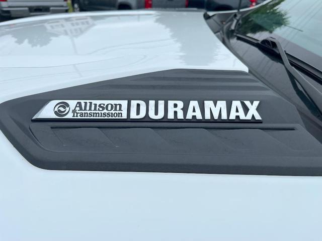 Photo of 2022 Summit White Chevrolet Silverado 3500