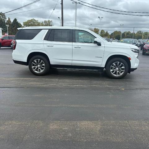 Photo of 2023 Summit White Chevrolet Tahoe