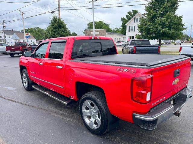 Photo of 2018 Red Chevrolet Silverado 1500