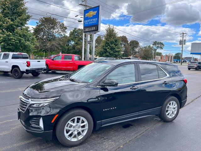 Photo of 2022 Mosaic Black Metallic Chevrolet Equinox