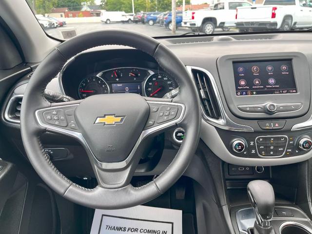 Photo of 2022 Mosaic Black Metallic Chevrolet Equinox