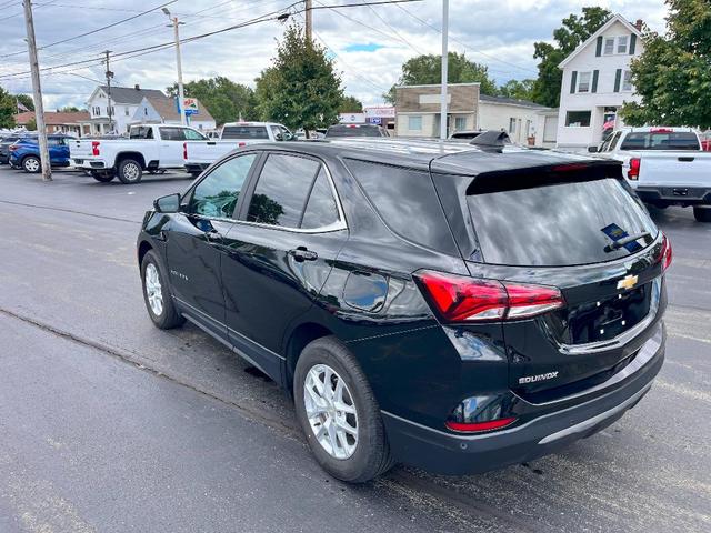 Photo of 2022 Mosaic Black Metallic Chevrolet Equinox