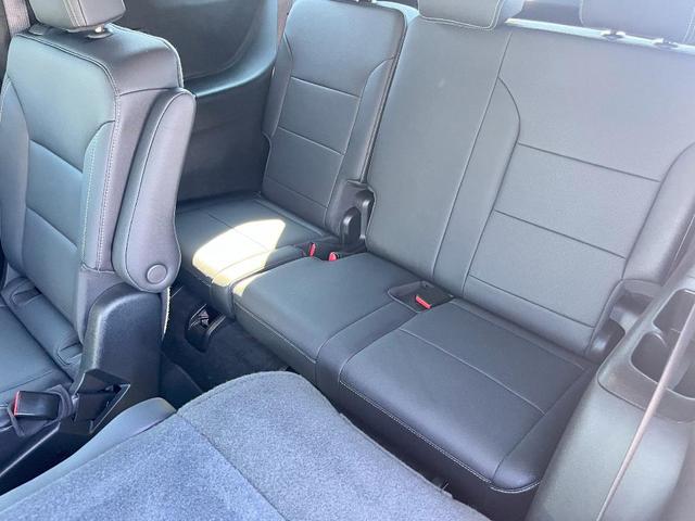 Photo of 2025 Radiant Red Chevrolet Traverse