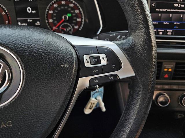 Photo of 2019 Habanero Orange Metallic Volkswagen Jetta