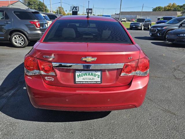 Photo of 2011 Red Chevrolet Cruze