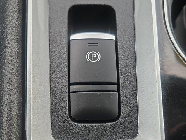 Photo of 2024 Black Nissan Altima