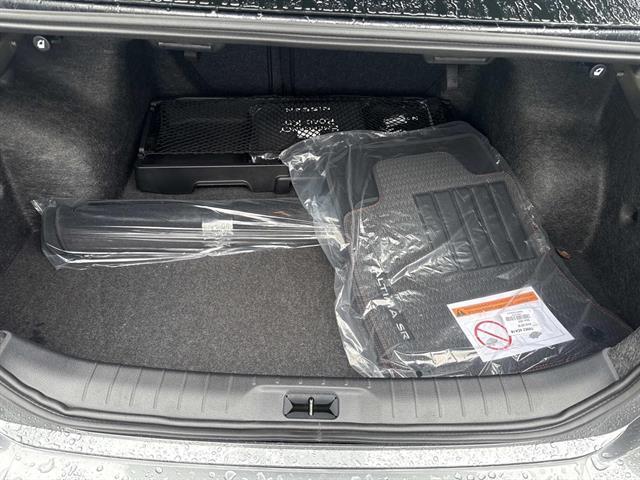 Photo of 2025 Gun Metallic Nissan Altima