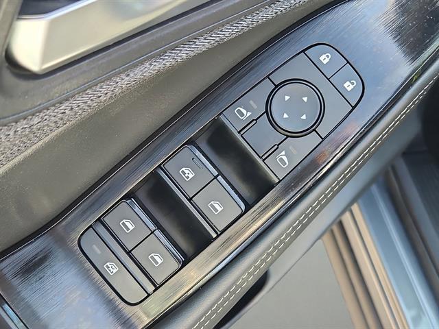 Photo of 2023 Gun Metallic Nissan Rogue