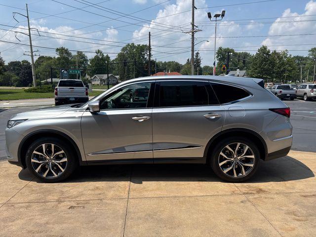 Photo of 2023 Silver Acura MDX