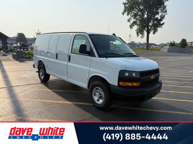 Photo of 2025 Summit White Chevrolet Express 2500