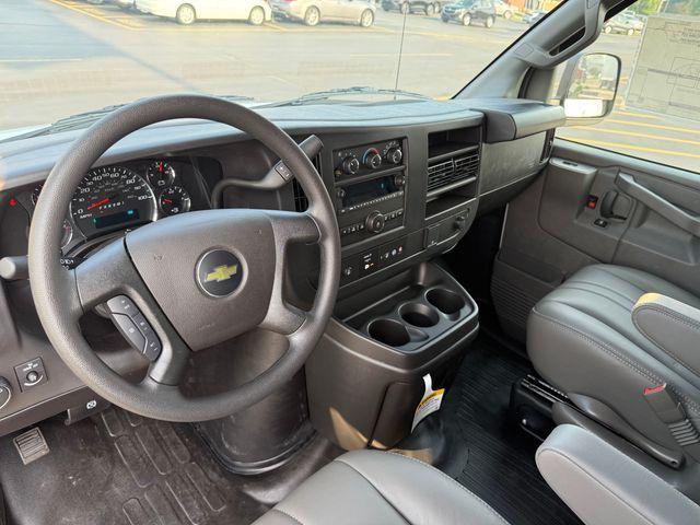 Photo of 2025 Summit White Chevrolet Express 2500