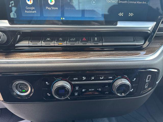 Photo of 2022 Black Chevrolet Silverado 1500