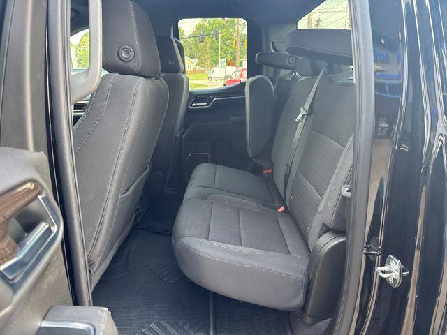 Photo of 2022 Black Chevrolet Silverado 1500