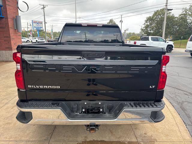 Photo of 2022 Black Chevrolet Silverado 1500