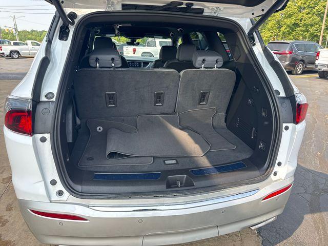Photo of 2024 Summit White Buick Enclave